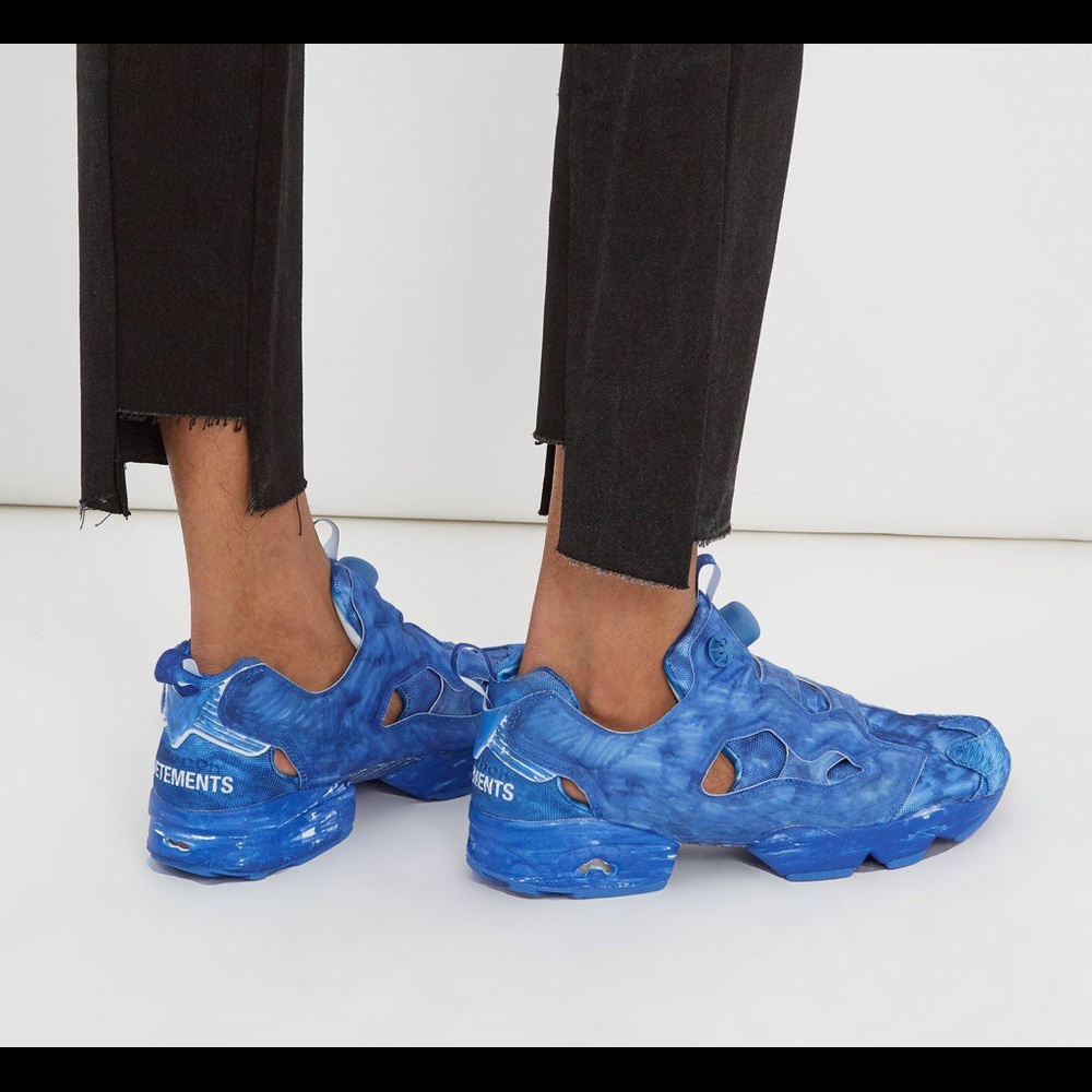 VETEMENTS x Reebok Instapump Fury Sneakers limited edition Blue Graffiti NWT